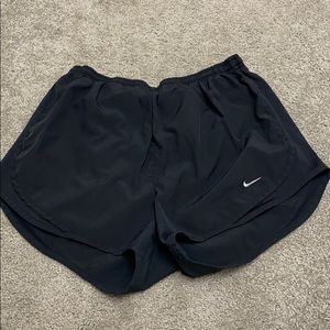 Women’s Nike Tempo Shorts- All Black